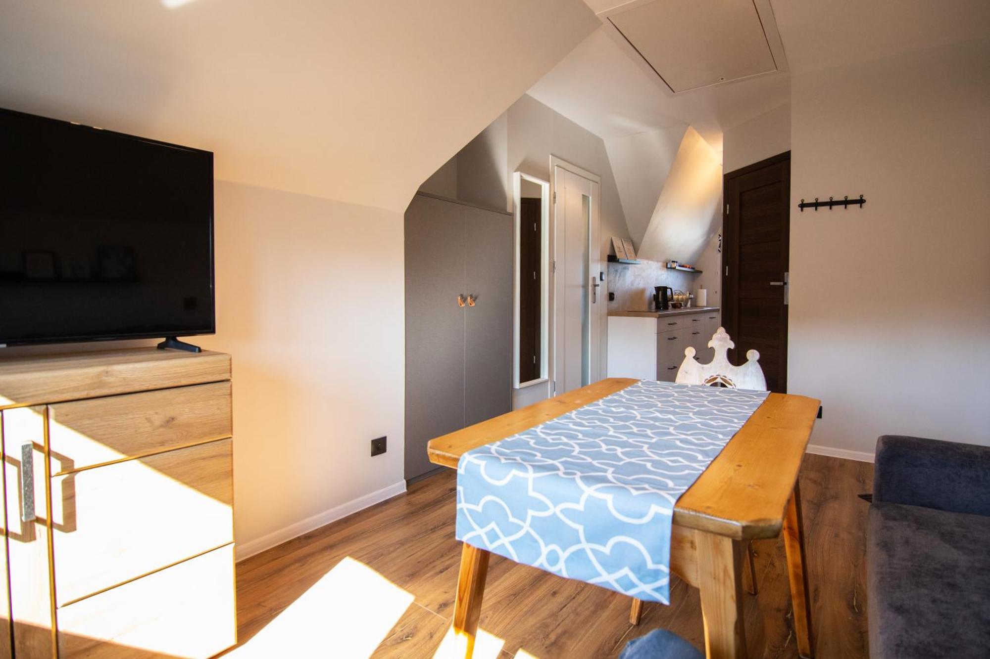 5 Wierchow Apartamenty Буковина Татжанска Екстериор снимка